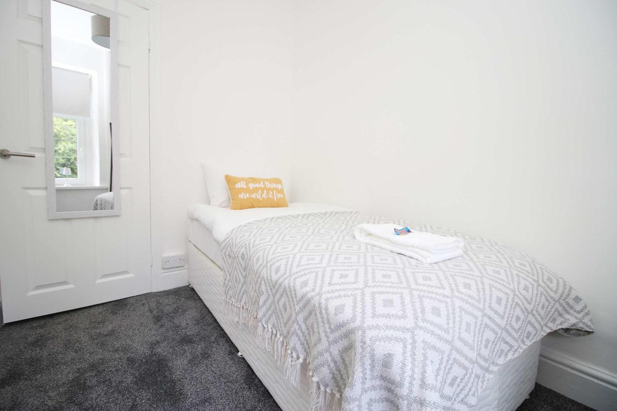 Norton Terrace Charming Home In The Beautiful Afan Forest By Staystaycations 塔尔伯特港 外观 照片